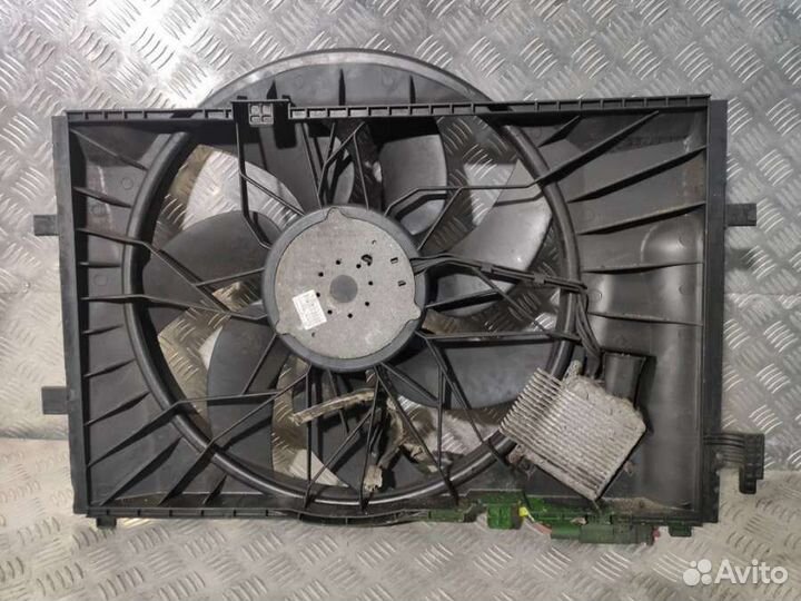 Вентилятор радиатора Mercedes-Benz C W203 1.8 A203