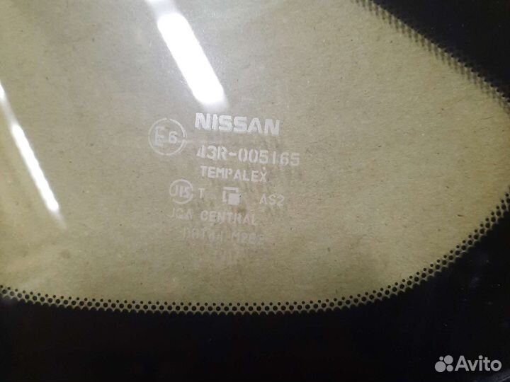 Форточка левая Nissan Almera G15 2012