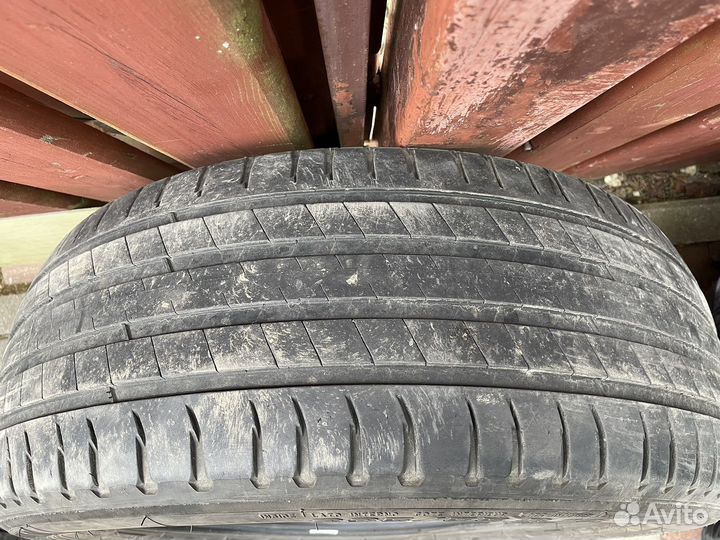 Michelin Latitude Sport 3 235/55 R19
