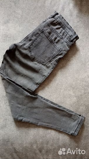 Джинсы на 140, 148 и 152 размер