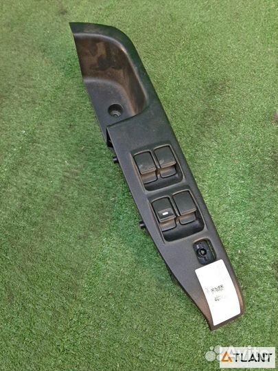 Блок управления стеклами передний правый mitsubish