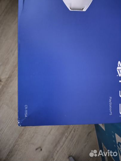 Sony Playstation 5 + диски с играми