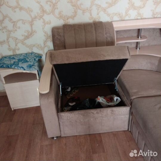 Продам угловой диван бу в хорошем состоянии