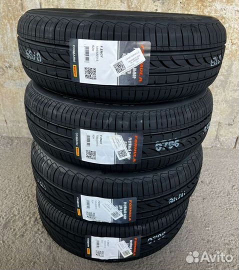 Contyre Expedition 215/65 R16