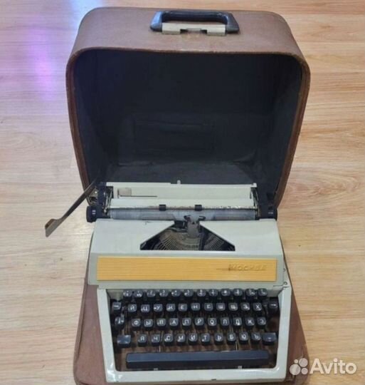 Печатная пишущая машинка СССР