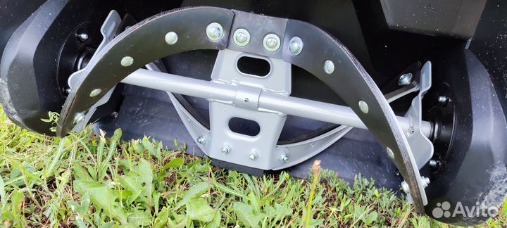 Снегоуборщик аккумуляторный daewoodast5040Li