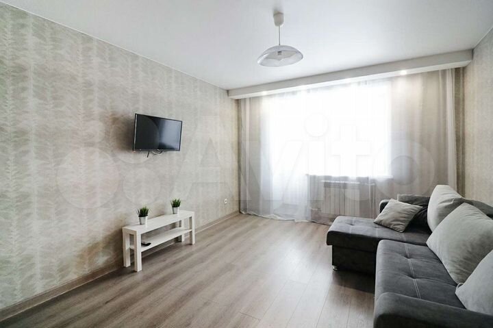2-к. квартира, 60 м², 8/16 эт.