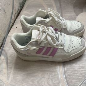 Adidas forum low