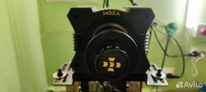 Moza R9 V2 (рулевая база)