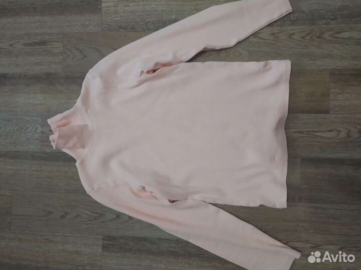 Школьные блузки и водолазки 146-152