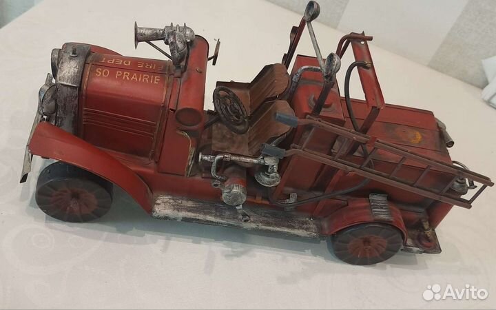 Ретро декор машина