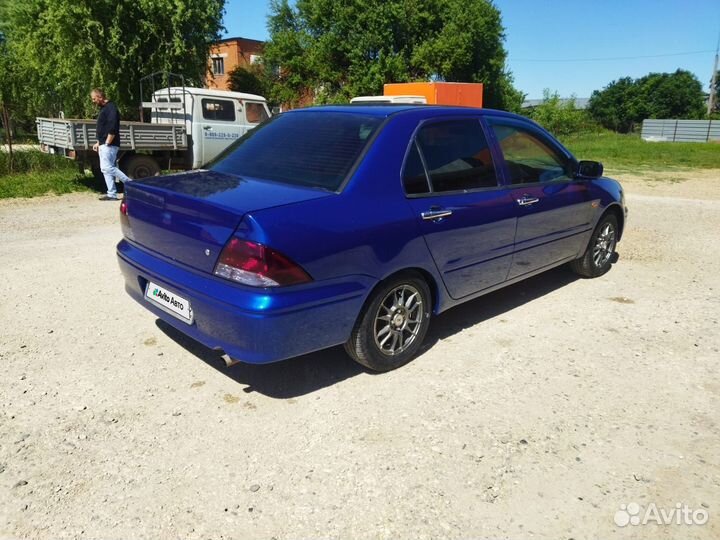 Mitsubishi Lancer Cedia 1.8 CVT, 2000, 200 000 км