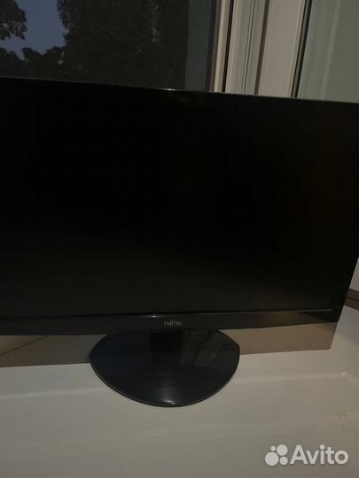 Монитор fujitsu