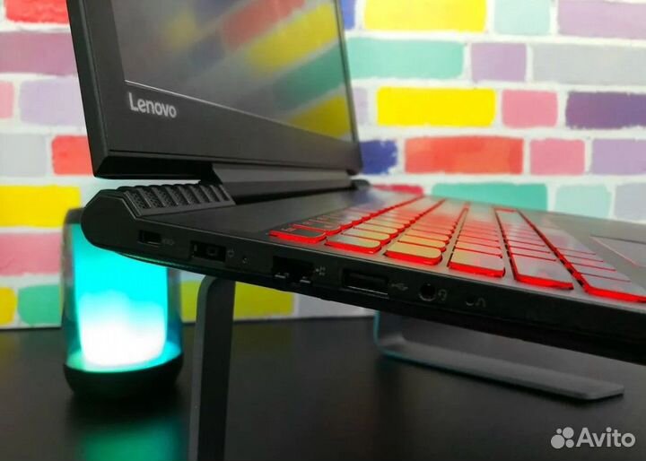 Игровой Lenovo 15.6