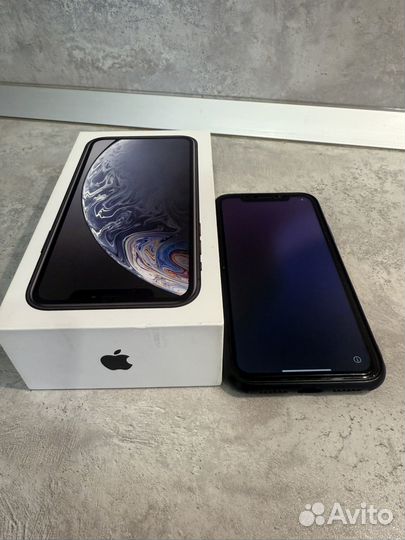 iPhone Xr, 64 ГБ