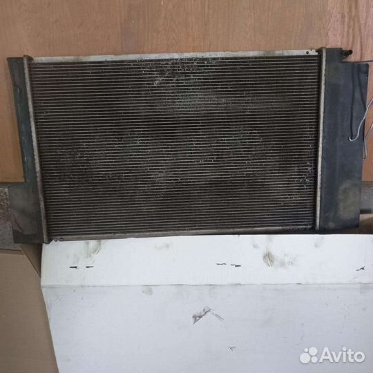 Радиатор охлаждения Toyota