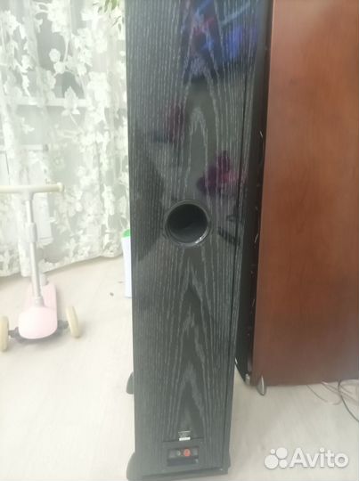 Напольные колонки Ultimate SYM3 black ash