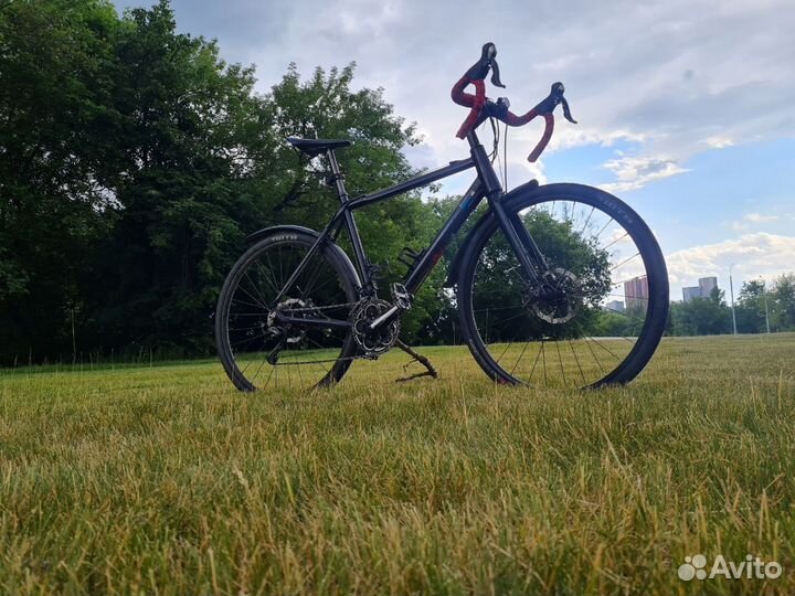 Грэвэл велосипед Mongoose