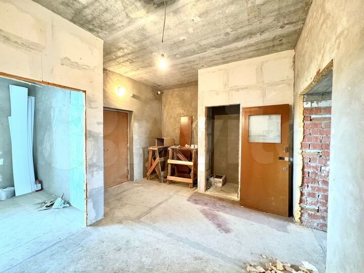 2-к. квартира, 81,7 м², 3/5 эт.