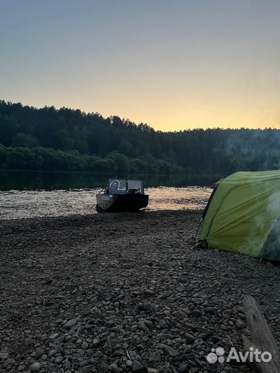 Моторная лодка