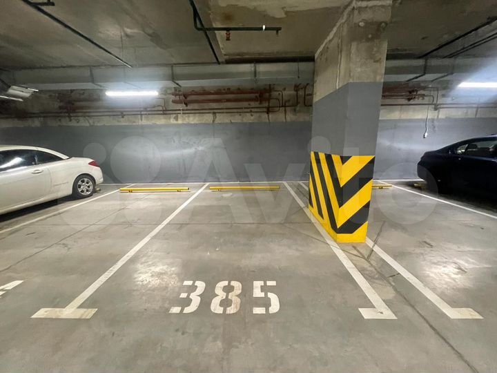 Машиноместо, 15 м²