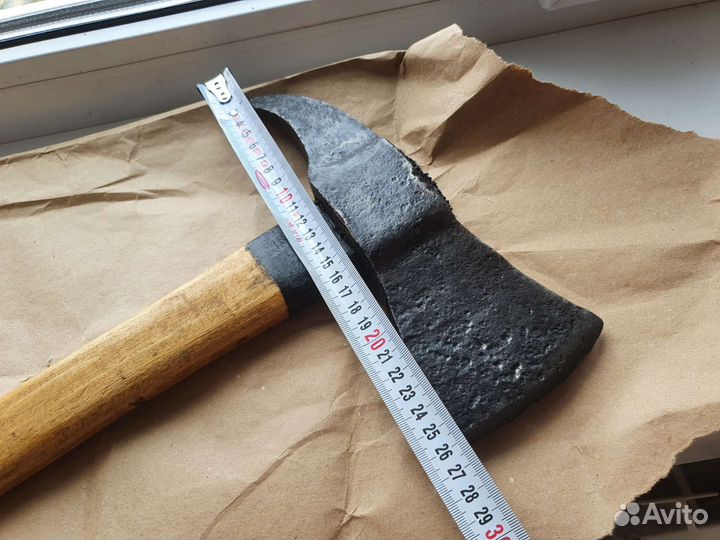 Топор пожарного ранний