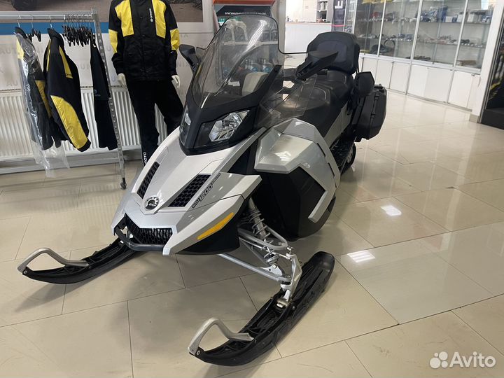SKI-DOO GTX SE 1200