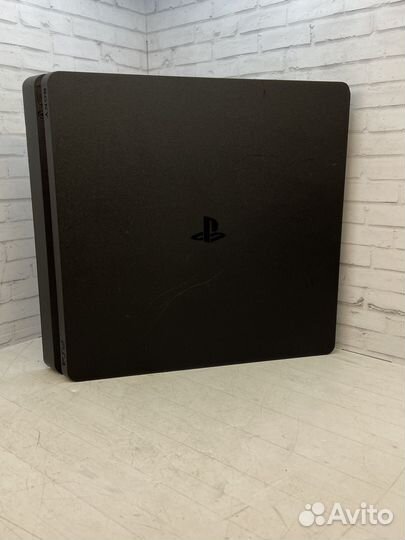 Sony PS4 slim с играми