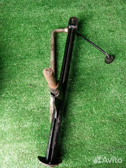 Домкрат Mercedes-Benz S300 W140 M104 104.990 (3.2)