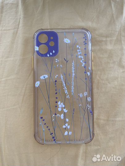 Чехол на iPhone 11