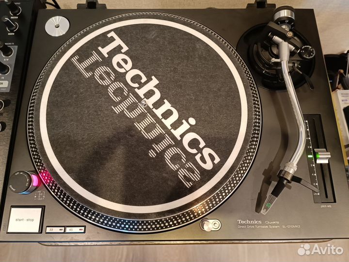 Technics SL-1210MK2 + Traktor kontrol Z2