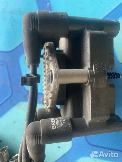 Катушка зажигания модуль 032905106E