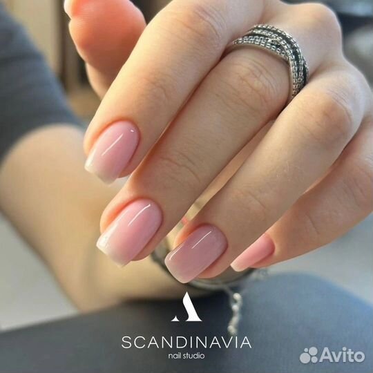 Маникюр педикюр