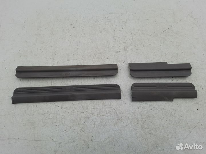 Накладка порога Kia Spectra