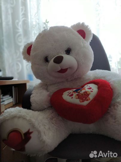 Плюшевый медведь