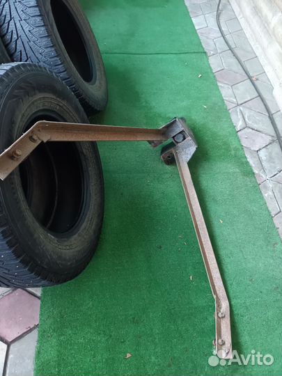 Фаркоп на УАЗ буханку со сменным крюком