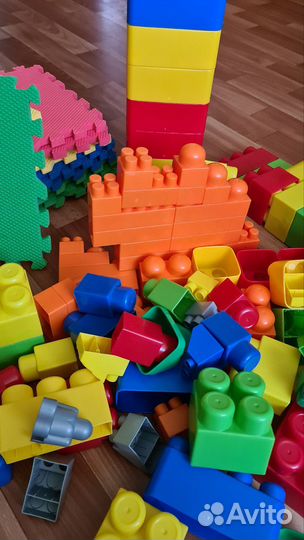 Конструктор пластиковый