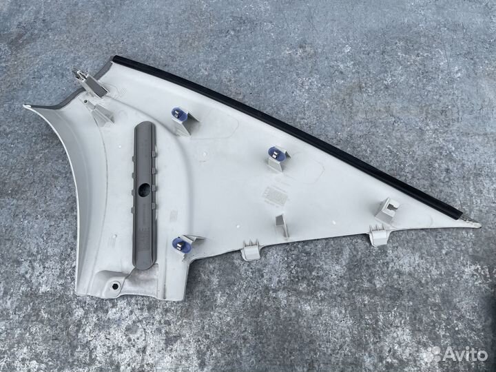 Обшивка задней стойки для Opel Vectra C