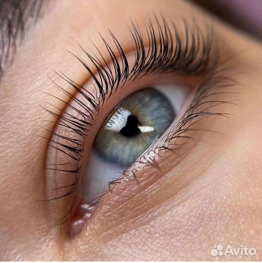 Наращивание, ламинирование ресниц, укладка бровей