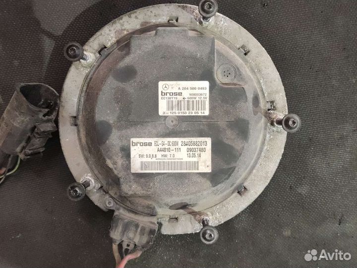 Мотор Вентилятор охлаждения на Mersedes CLS W 218