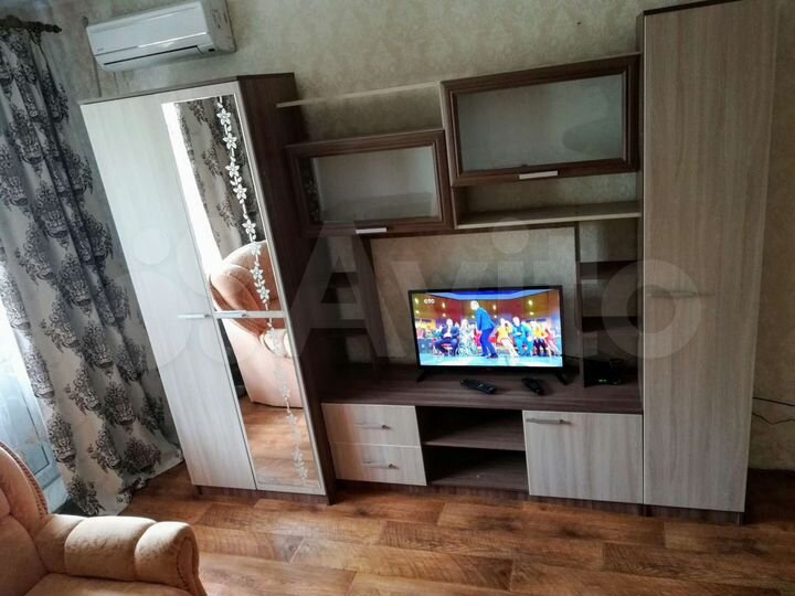 2-к. квартира, 50 м², 4/9 эт.