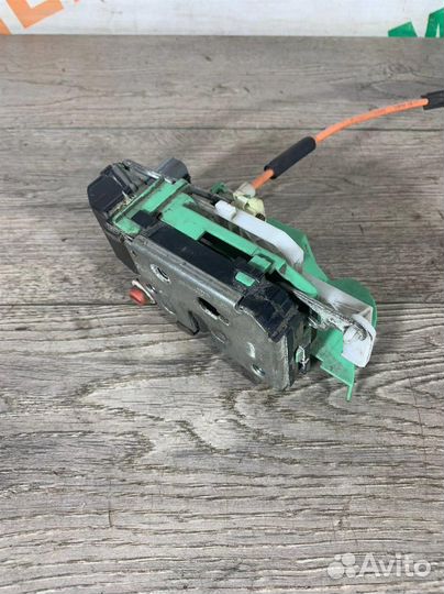 Замок двери задней левой Fiat-Фиат Linea 2007-2015