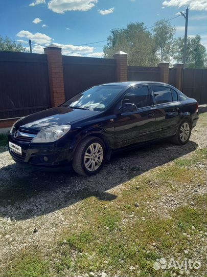 Opel Astra 1.8 AT, 2011, 170 000 км