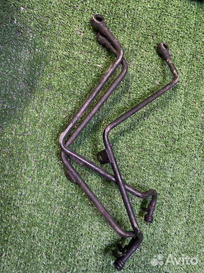 Трубка подачи масла в турбину Mercedes-Benz C W204