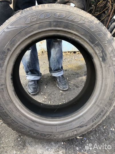 Goodyear Wrangler AT 235/65 R17
