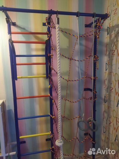Детская спортивная стенка