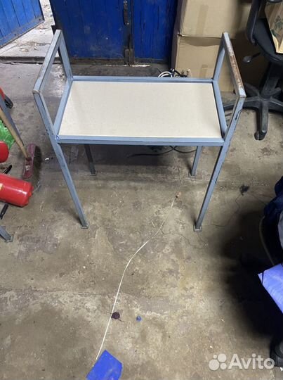 Подставка к швейной машинке