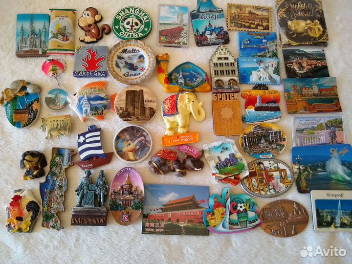 Магнитики из разных стран и городов
