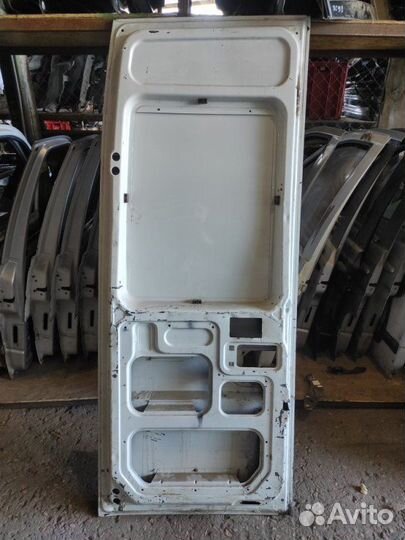 Дверь багажника правая Iveco Daily 35S11 3.0 2008