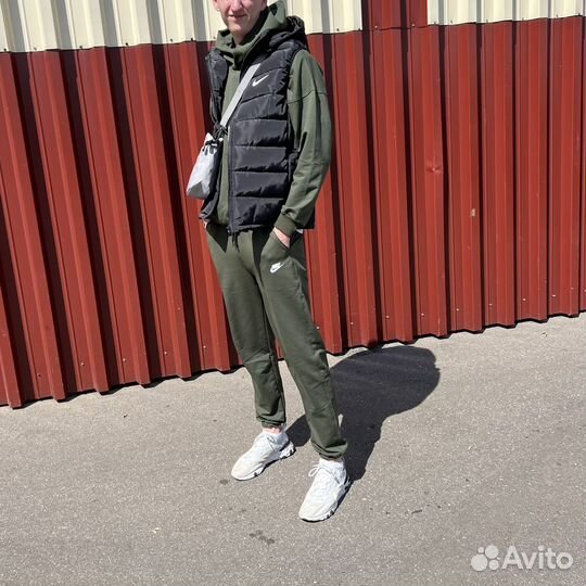 Мужской костюм тройка nike